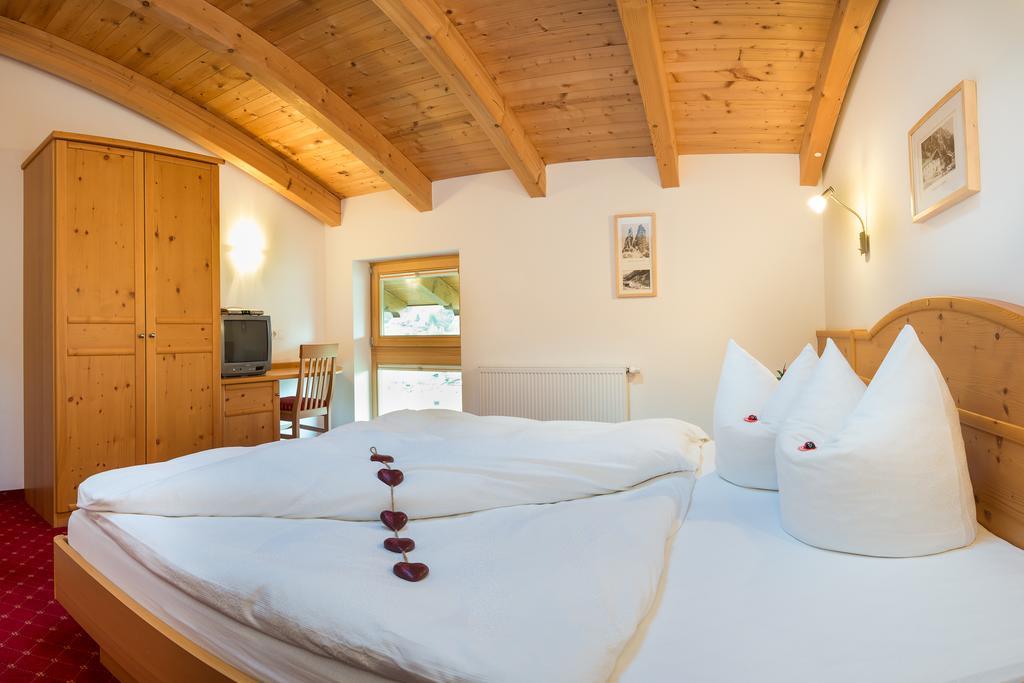 Haus Fernblick Hotel Neustift im Stubaital Phòng bức ảnh